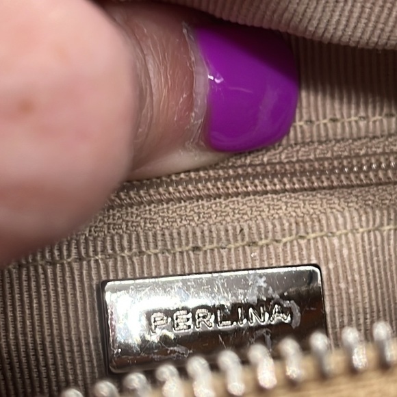 Perlina Light Tan Leather Shoulder Bag. MCB3587M - Picture 7 of 13